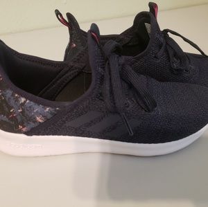 ADIDAS Cloudfoam tennis shoes